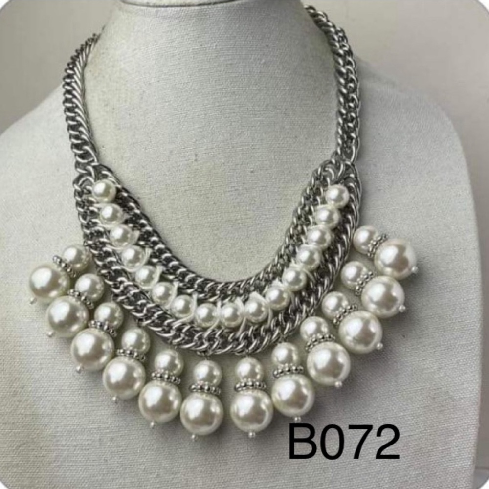 Silver Plated Collared Statement Chain Large Pear… - image 1